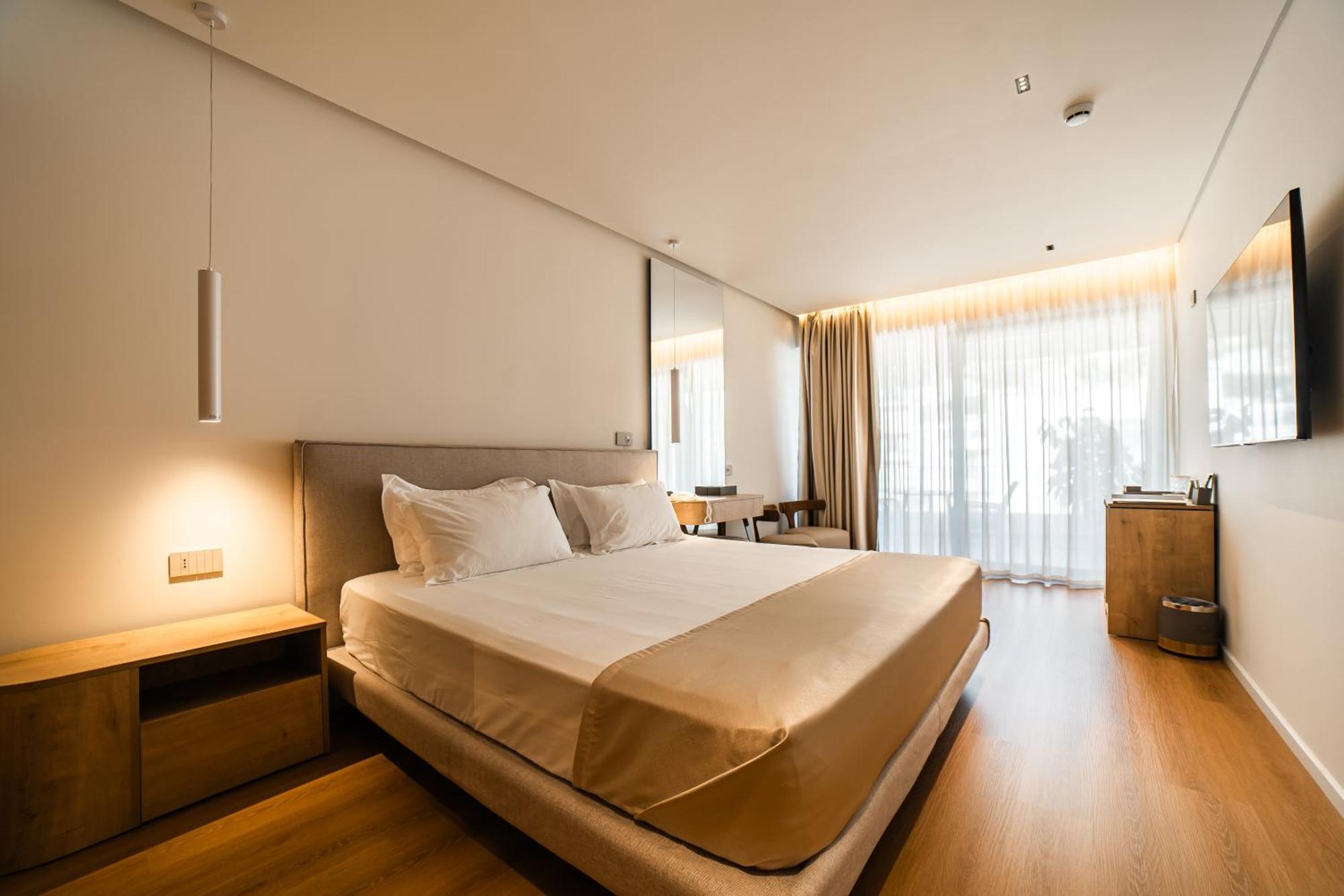 Hotel Vale Sarandë エクステリア 写真