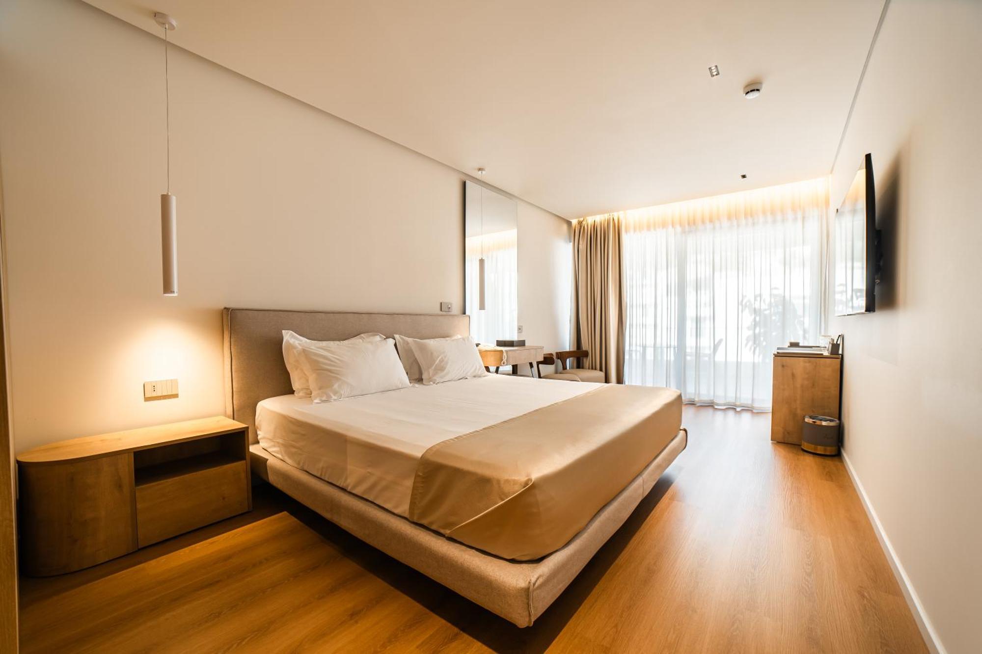 Hotel Vale Sarandë エクステリア 写真